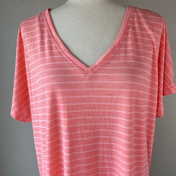 NWT Ideology V-Neck Athletic Shirt Size XXL - Picture 2 of 6